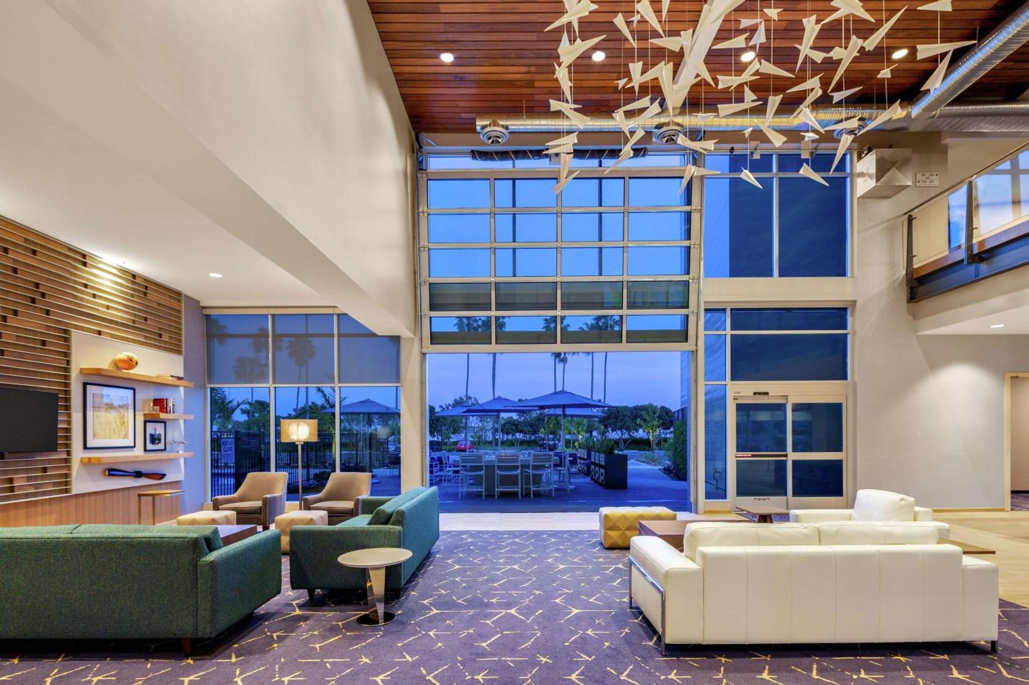 Hampton Inn & Suites San Diego Airport Liberty Station Exterior foto