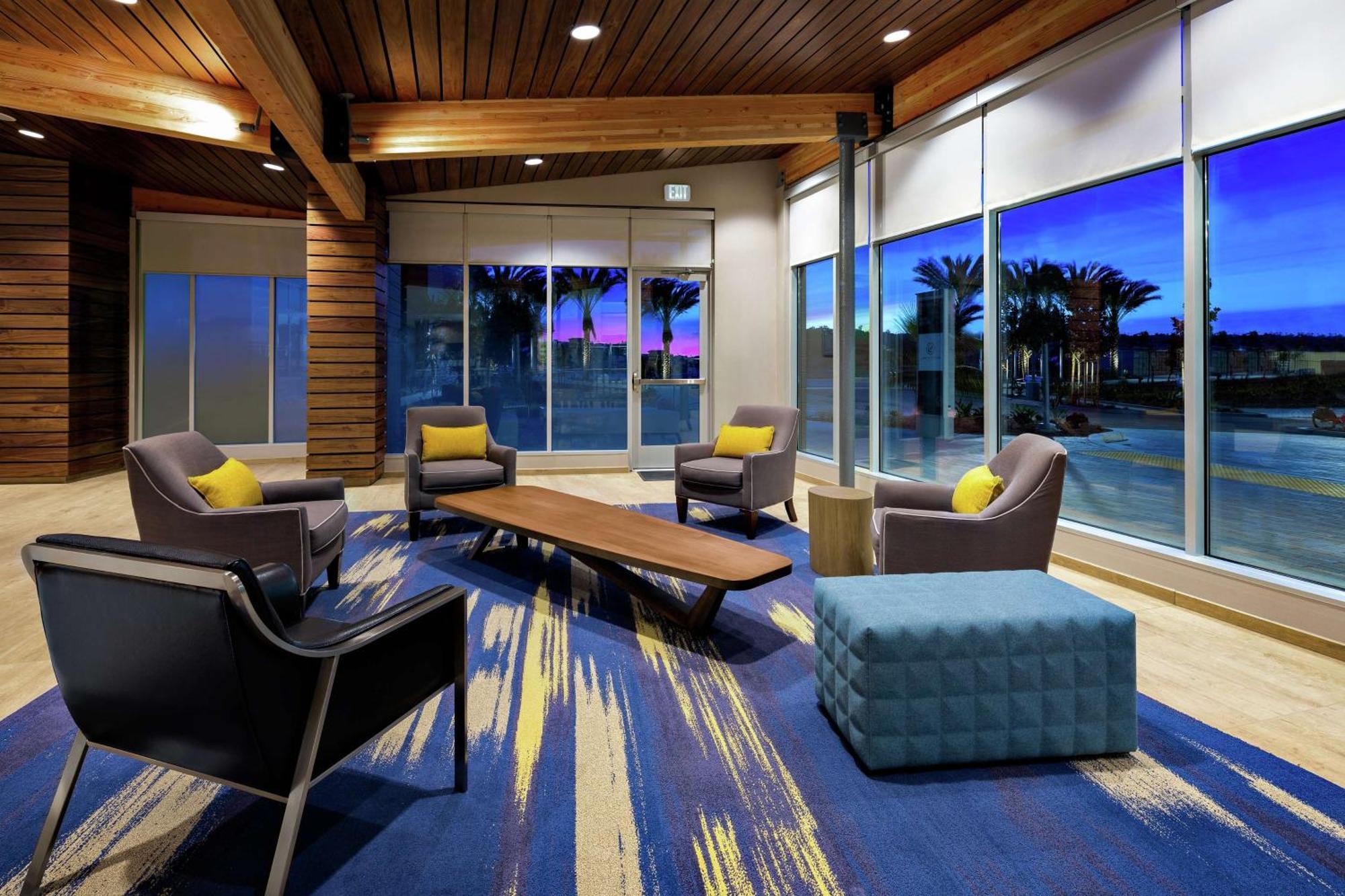 Hampton Inn & Suites San Diego Airport Liberty Station Exterior foto